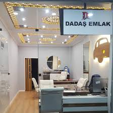 Dadaş Emlak logo
